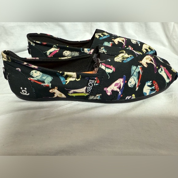 BOBS from Skechers Black Flats with Vibrant Dog Pattern - Picture 10 of 10